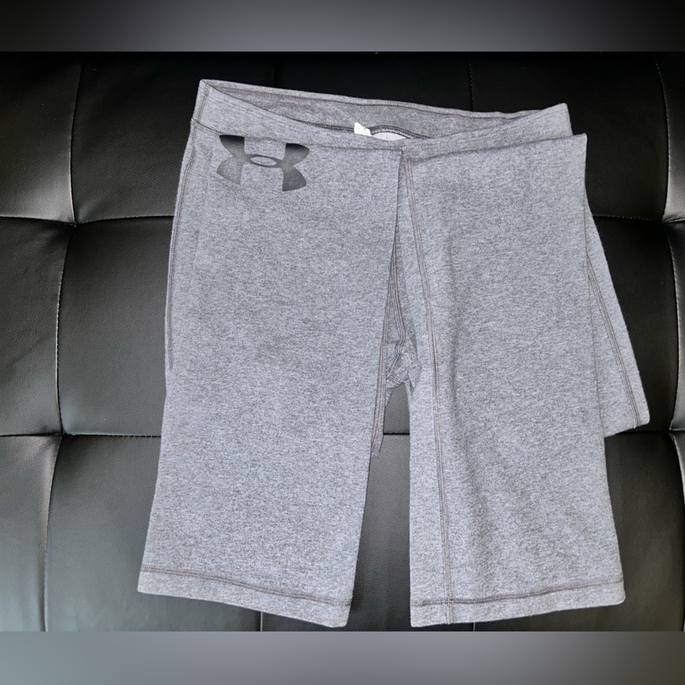 Under Armor Flare Leggings - Picture 4 of 4